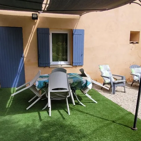 Location Avec Piscine Luberon Artemiss * Apt